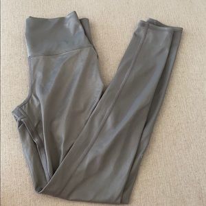 ALO Yoga Airlift Leggings